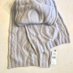 NWT Banana Republic Knit Scarf